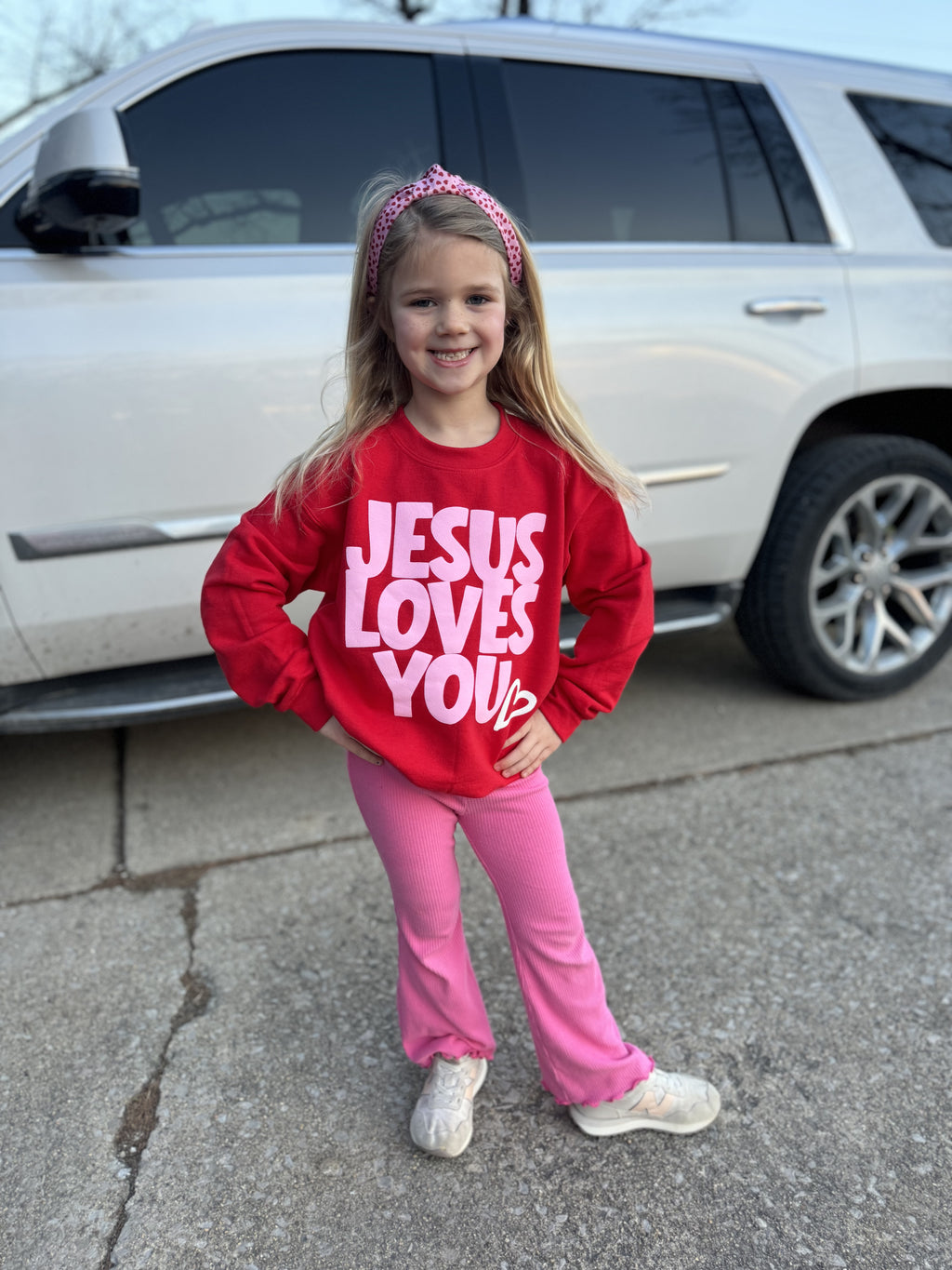 Jesus loves you - kids crewneck sweatshirt